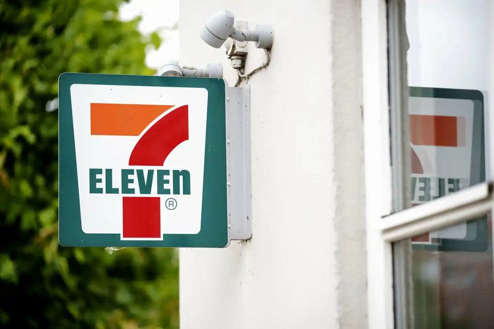 7-eleven_top